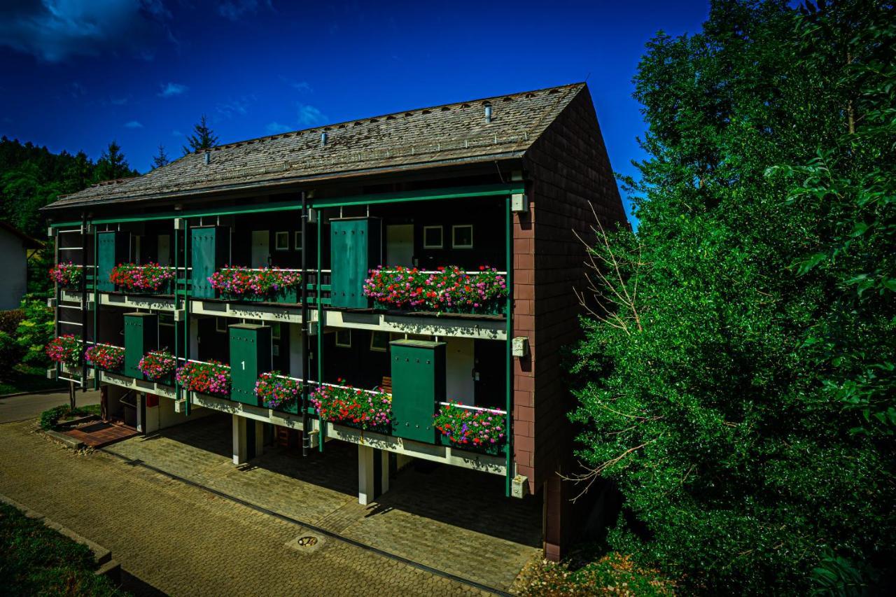 Natur Tanken Im Schwarzwald Sasbachwalden Exterior foto